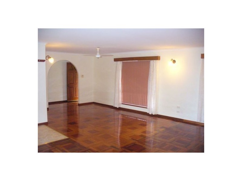 204 Dayman, Torquay QLD 4655