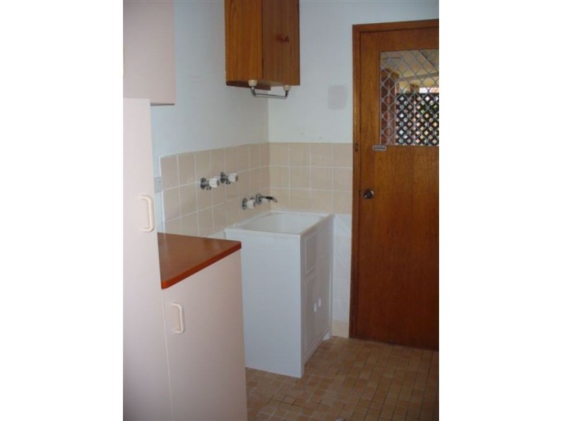 204 Dayman, Torquay QLD 4655