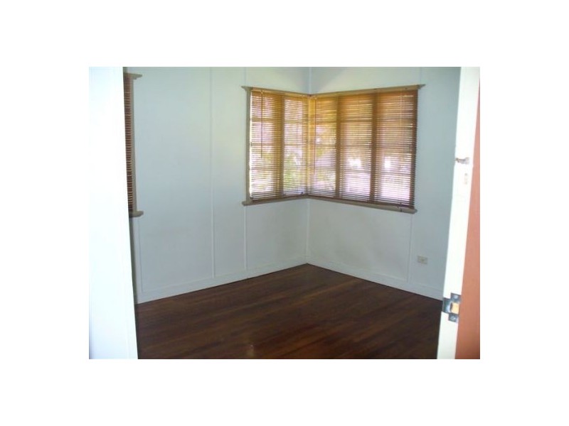 34 Christensen Cres, Maryborough QLD 4650