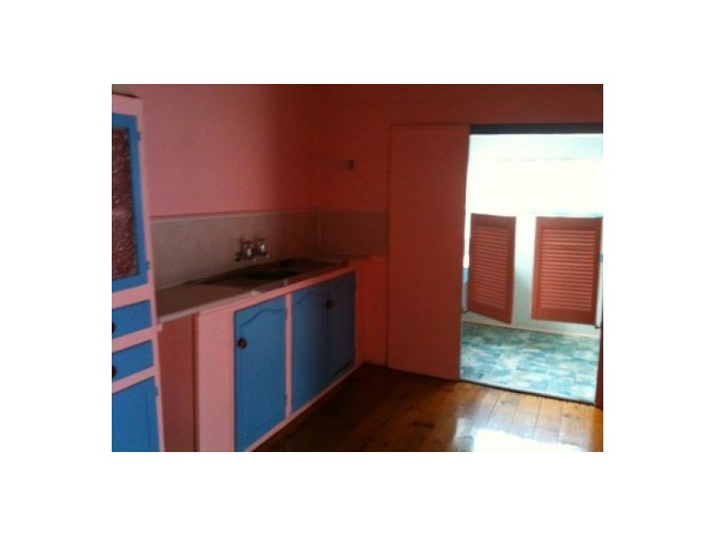 2/272 Ann Street, Maryborough QLD 4650