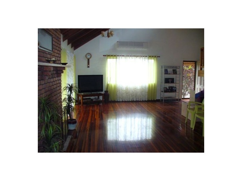 2  High Street, Tinana QLD 4650