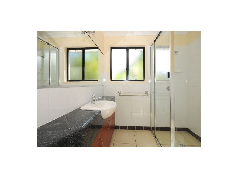 7/179 Torquay Rd, Torquay QLD 4655