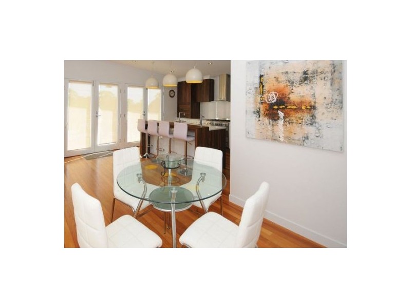 9 Exeter St, Torquay QLD 4655