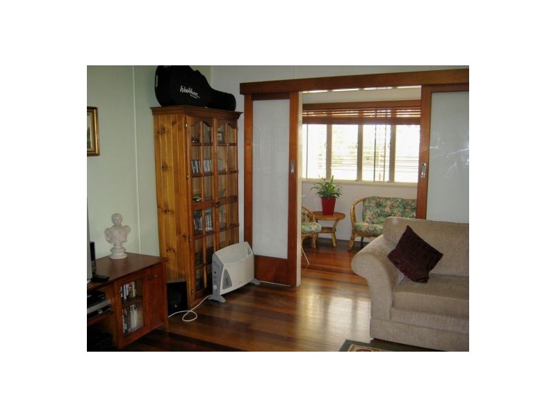 24 Boys Ave, Maryborough QLD 4650