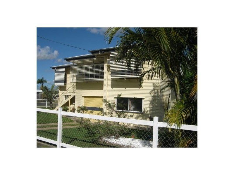 24 Boys Ave, Maryborough QLD 4650