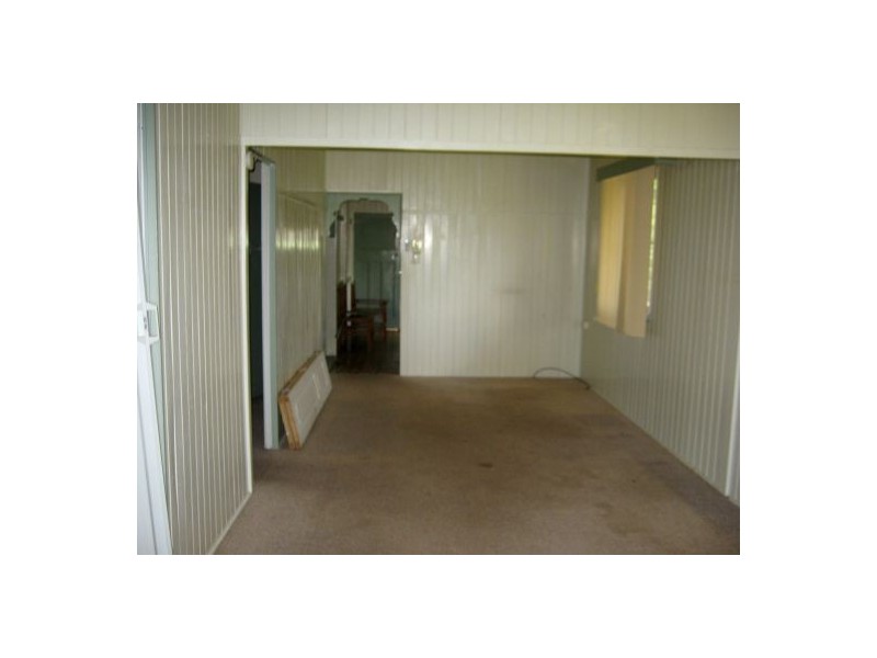 121 Arnaud St, Granville QLD 4650