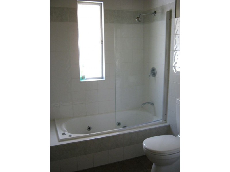 121 Arnaud St, Granville QLD 4650