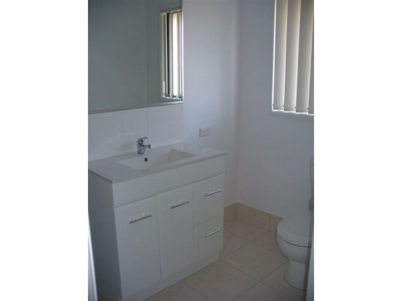 34  Cheyne Cct, Tinana QLD 4650