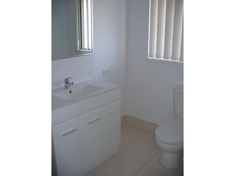34  Cheyne Cct, Tinana QLD 4650