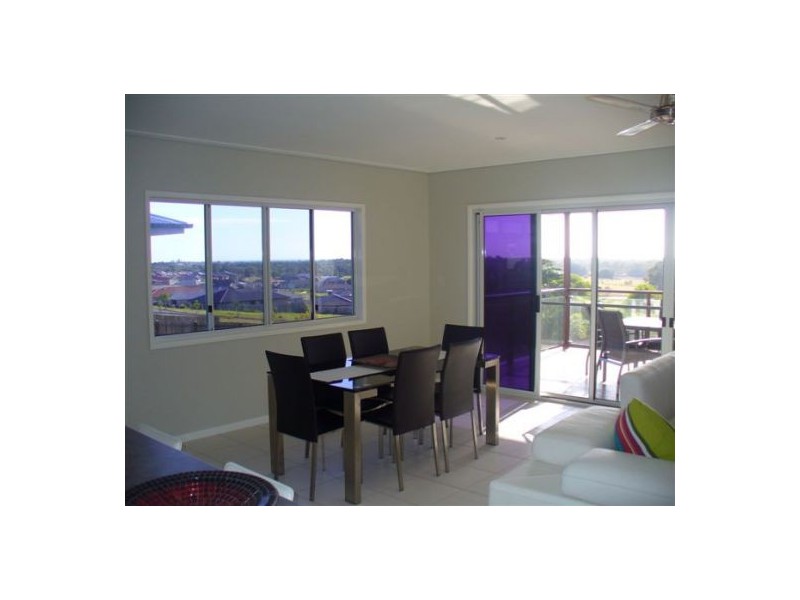 3 Sandy View Drive, Nikenbah QLD 4655