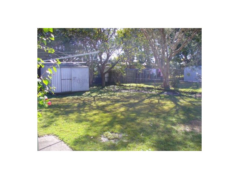 4  Bunker Ave, Urraween QLD 4655