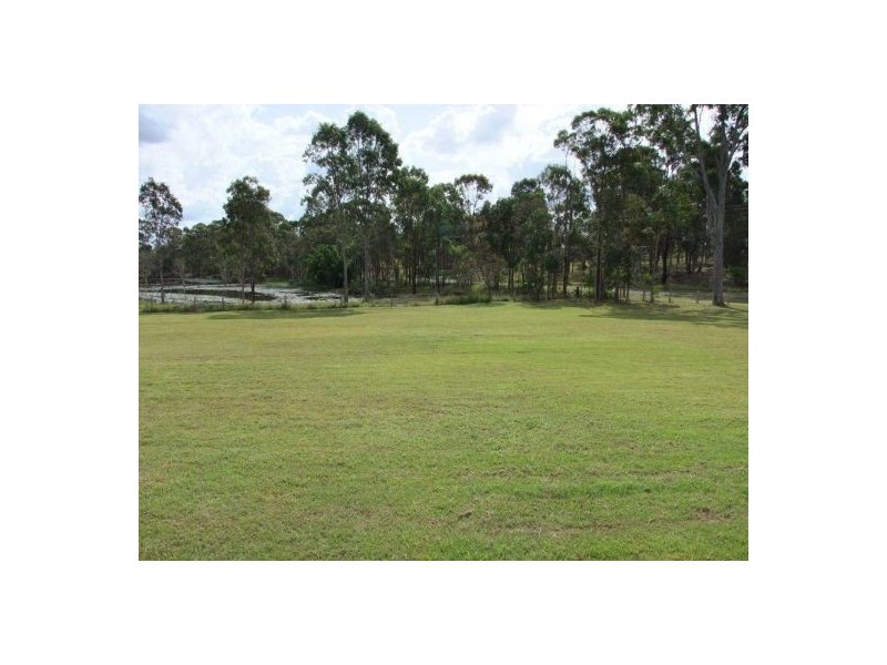 49 Blue Bell Rd West, Tinana QLD 4650