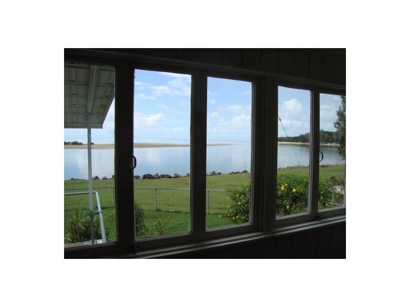 26  Moreton Street, Toogoom QLD 4655