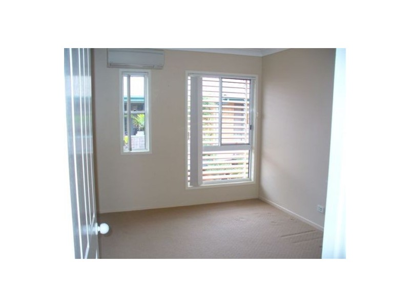 3/378. Esplanade, Torquay QLD 4655