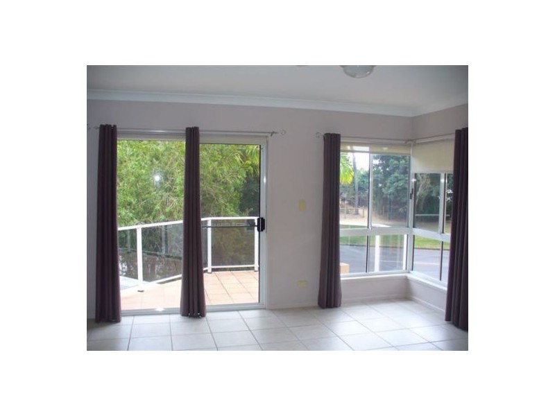 3/378. Esplanade, Torquay QLD 4655