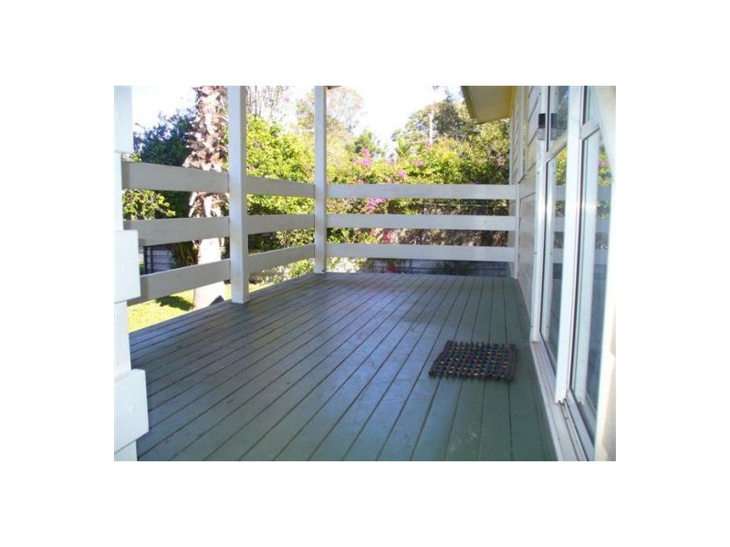 4.. Bunker Ave., Urraween QLD 4655