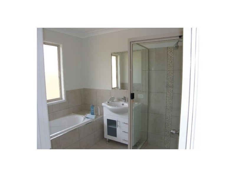 5 Grass Tree Crt, Poona QLD 4650