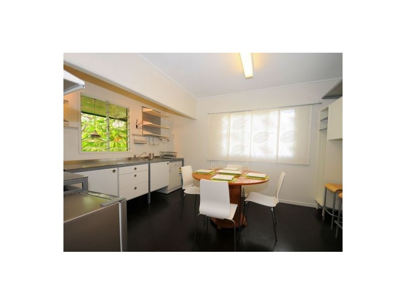 4 Freshwater Street, Scarness QLD 4655