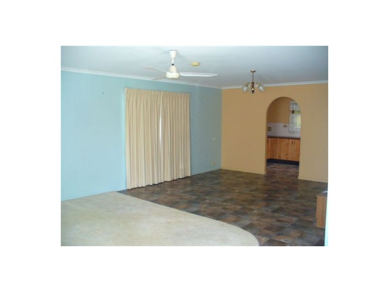 7 Wentworth Street, Granville QLD 4650