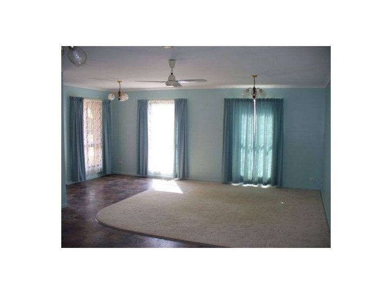 7 Wentworth Street, Granville QLD 4650