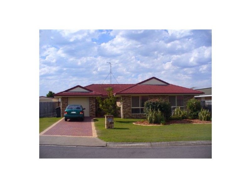 5 King Edward Court, Urangan QLD 4655