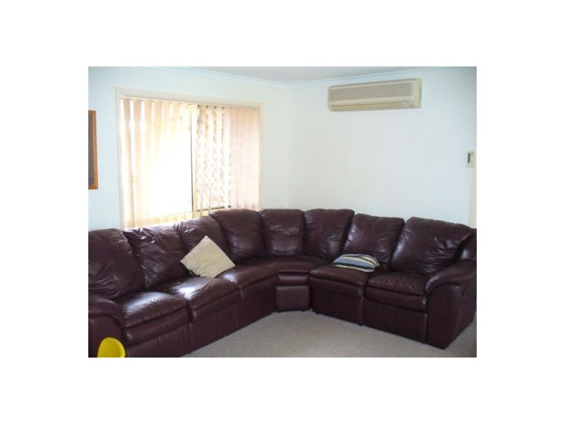 5 King Edward Court, Urangan QLD 4655