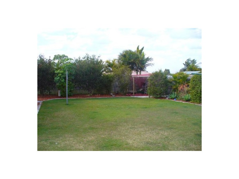 5 King Edward Court, Urangan QLD 4655