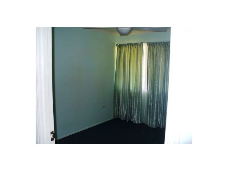 .4 Bunker Ave, Urraween QLD 4655