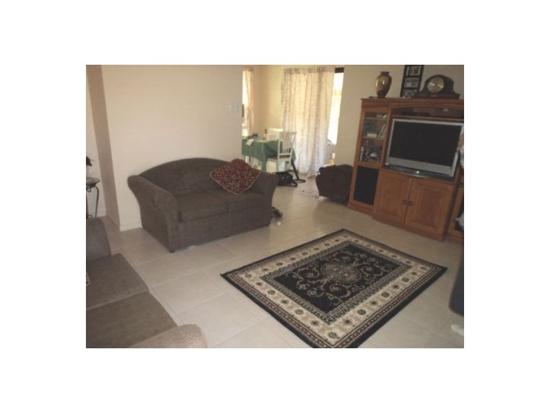 79 Lenthall Street, Aldershot QLD 4650