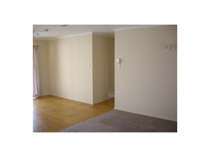 6 Shoreline Court, Urangan QLD 4655