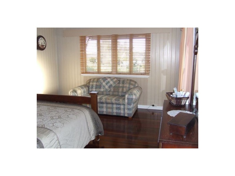 32.  Manski St, Tinana QLD 4650