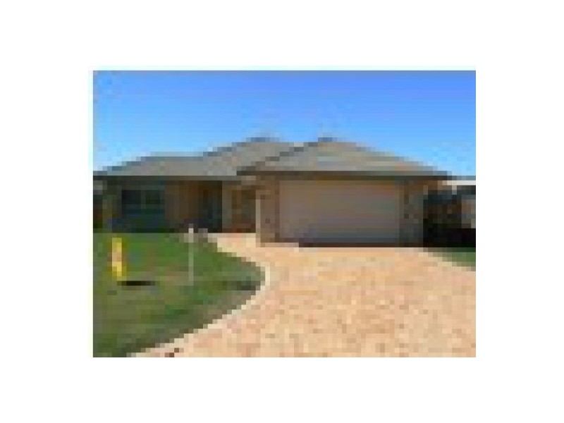 6 Marlow Court, Urraween QLD 4655