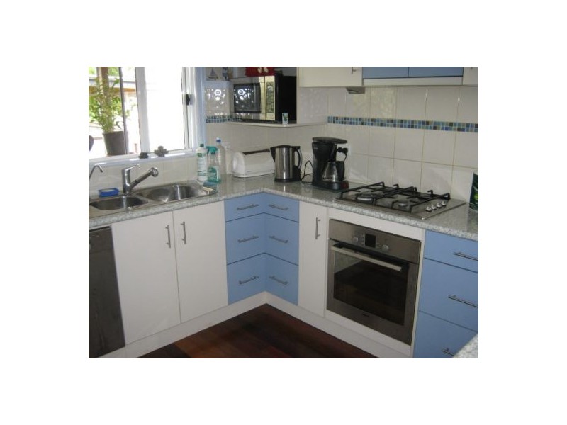 24 Aberdeen Ave, Maryborough QLD 4650