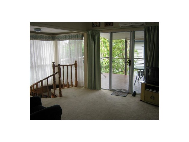 24 Aberdeen Ave, Maryborough QLD 4650