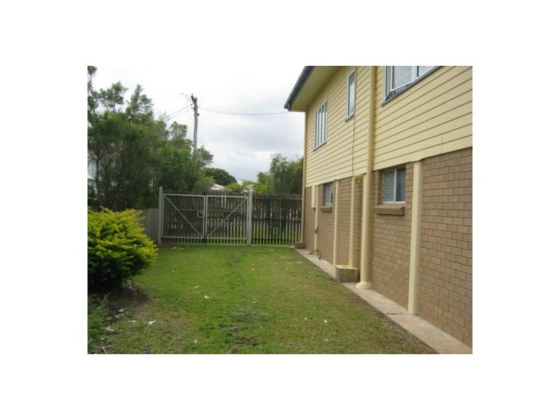 24 Aberdeen Ave, Maryborough QLD 4650
