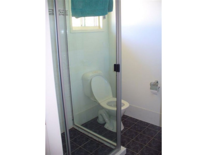 6/415-417 Boat Harbour Drive, Torquay QLD 4655