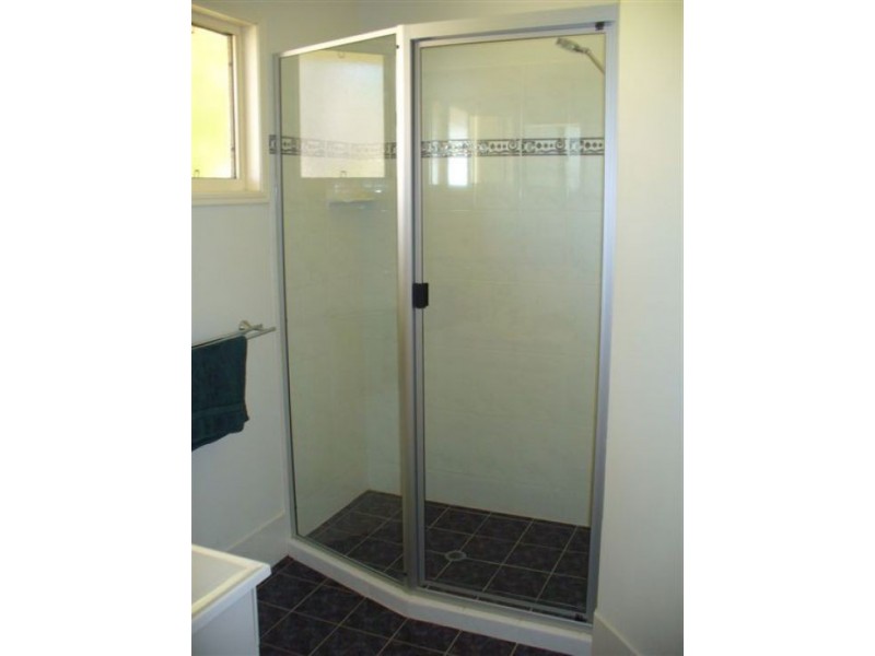 6/415-417 Boat Harbour Drive, Torquay QLD 4655