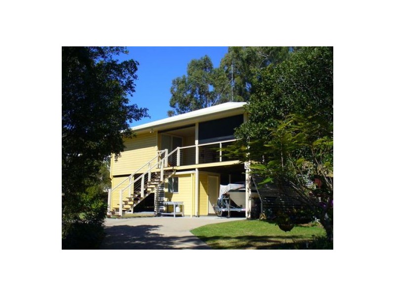 6/415-417 Boat Harbour Drive, Torquay QLD 4655