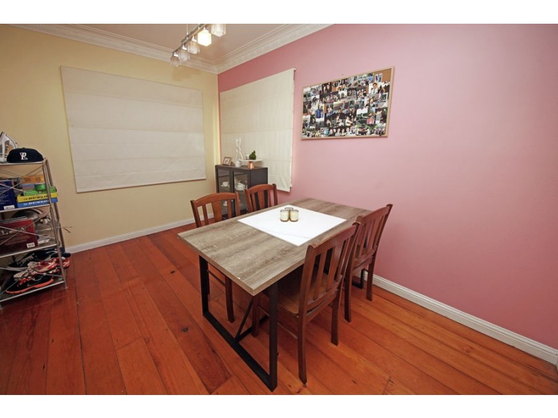 82 Newnham Road, Mount Gravatt East QLD 4122