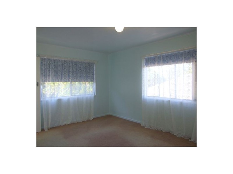 16 London Street, Eight Mile Plains QLD 4113