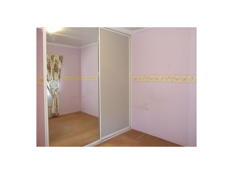 16 London Street, Eight Mile Plains QLD 4113