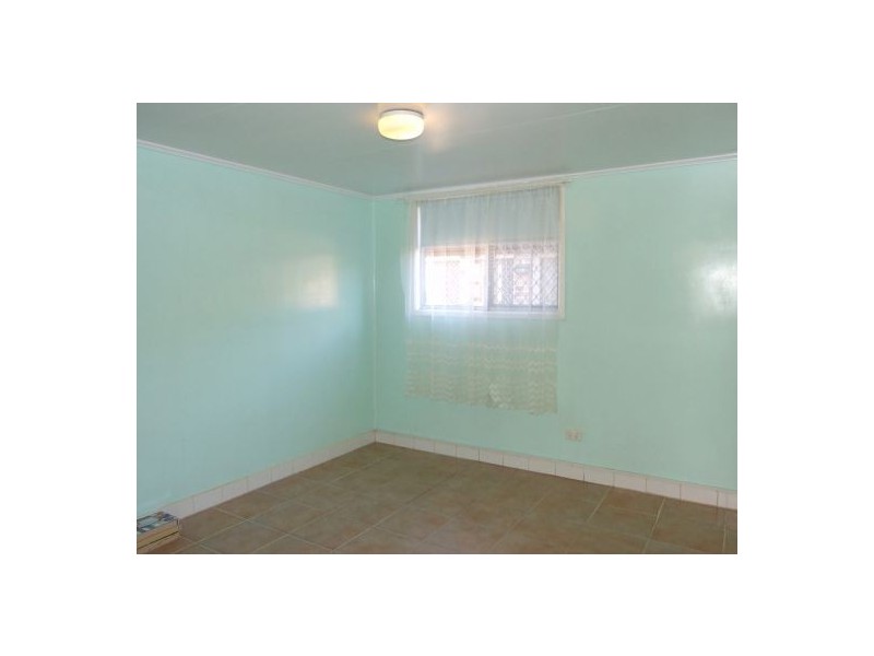 16 London Street, Eight Mile Plains QLD 4113