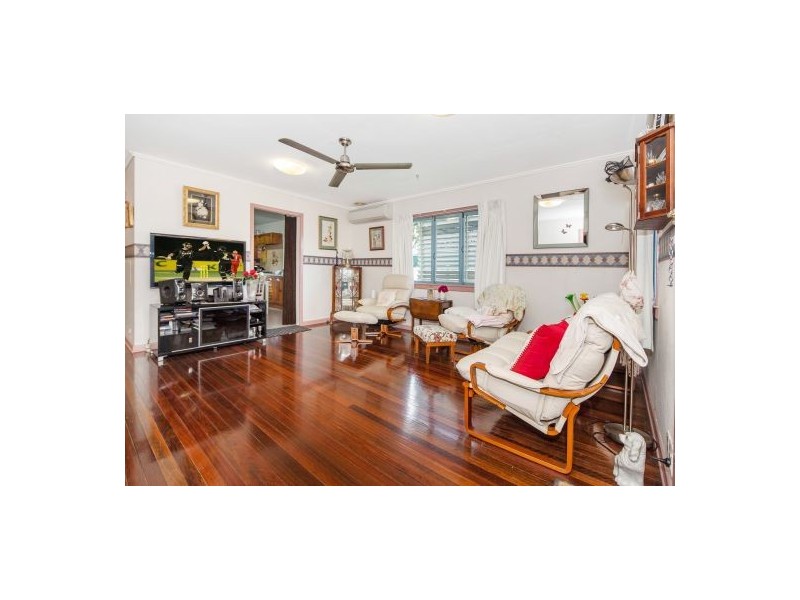 31 Luprena Street, Mansfield QLD 4122