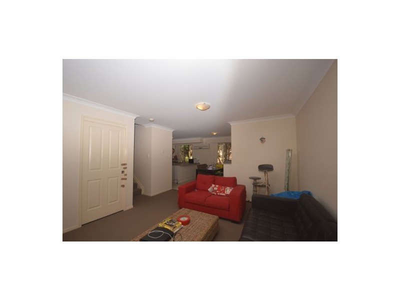 Unit 2/10 Kaija Place, Mount Gravatt East QLD 4122