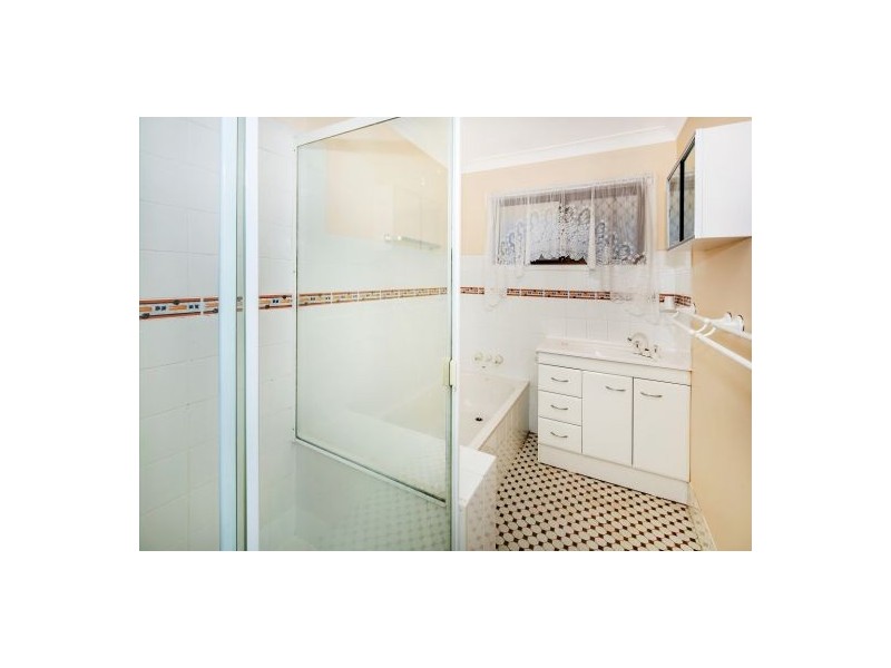 11 Redpath St, Wishart QLD 4122