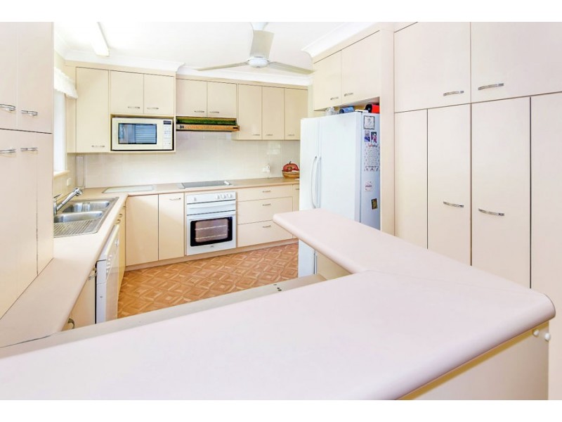 28 Colington Street, Mansfield QLD 4122