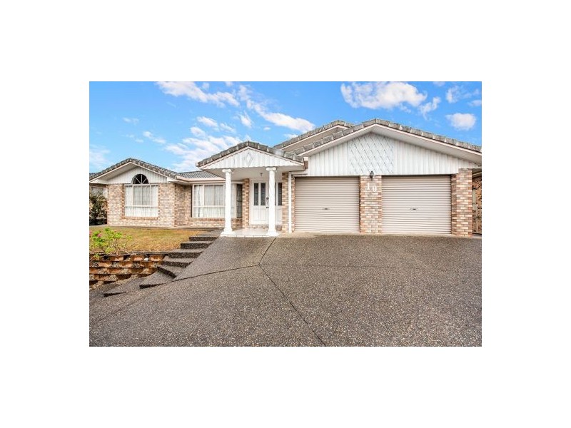 10 St Clair Crescent, Wishart QLD 4122