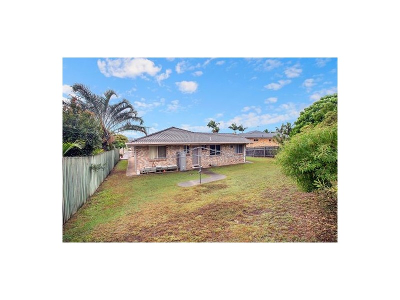 10 St Clair Crescent, Wishart QLD 4122