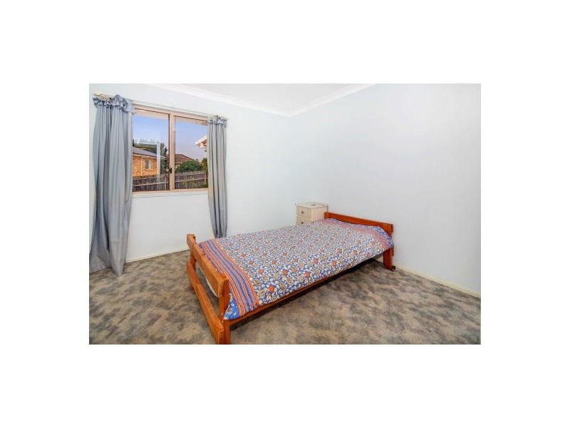 10 St Clair Crescent, Wishart QLD 4122