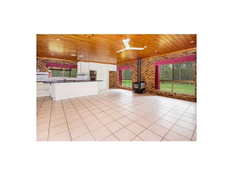 132 Alperton Road, Burbank QLD 4156